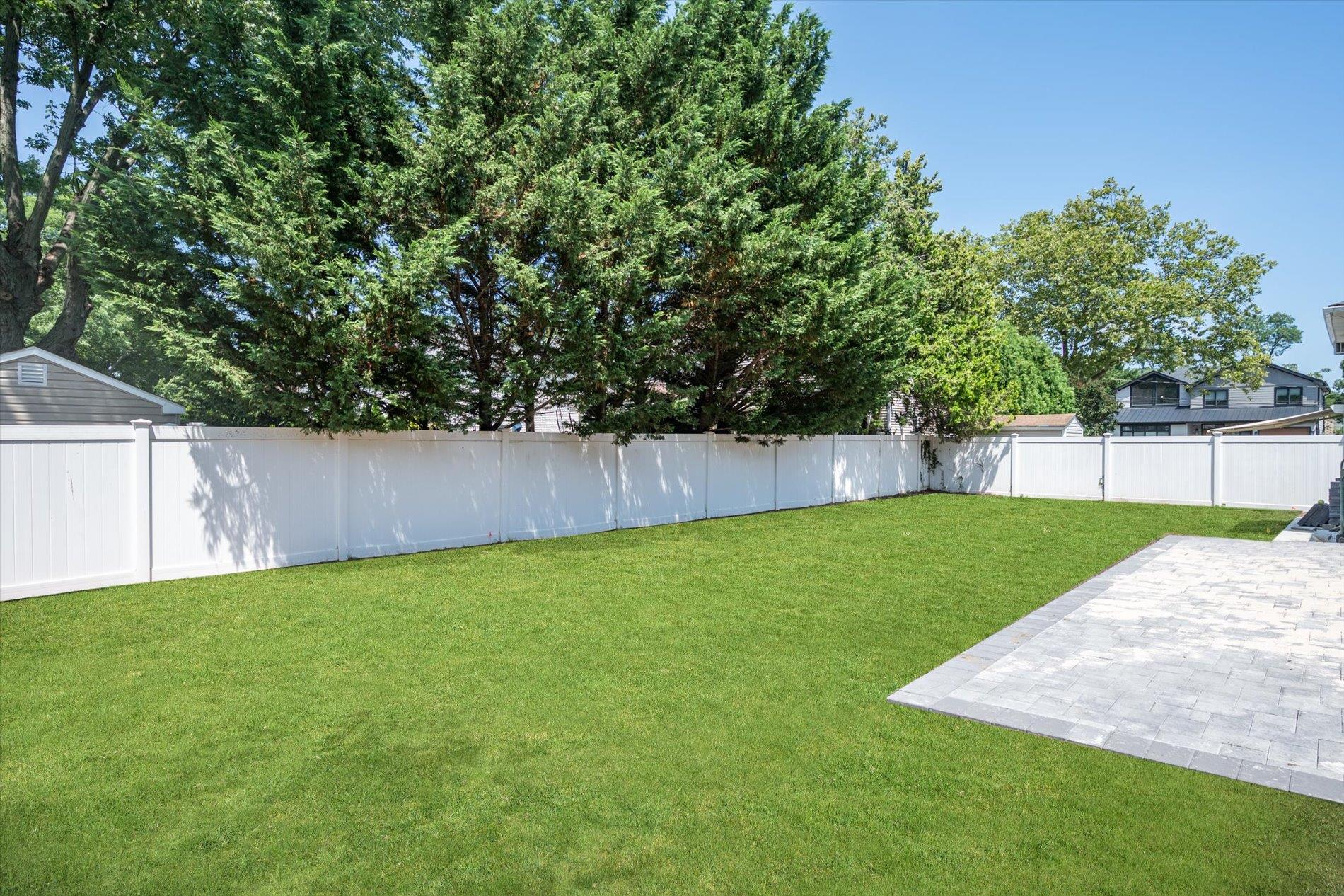 Massapequa Park, New York, 11762, United States, 5 Bedrooms Bedrooms, ,4 BathroomsBathrooms,Residential,For Sale,1903014