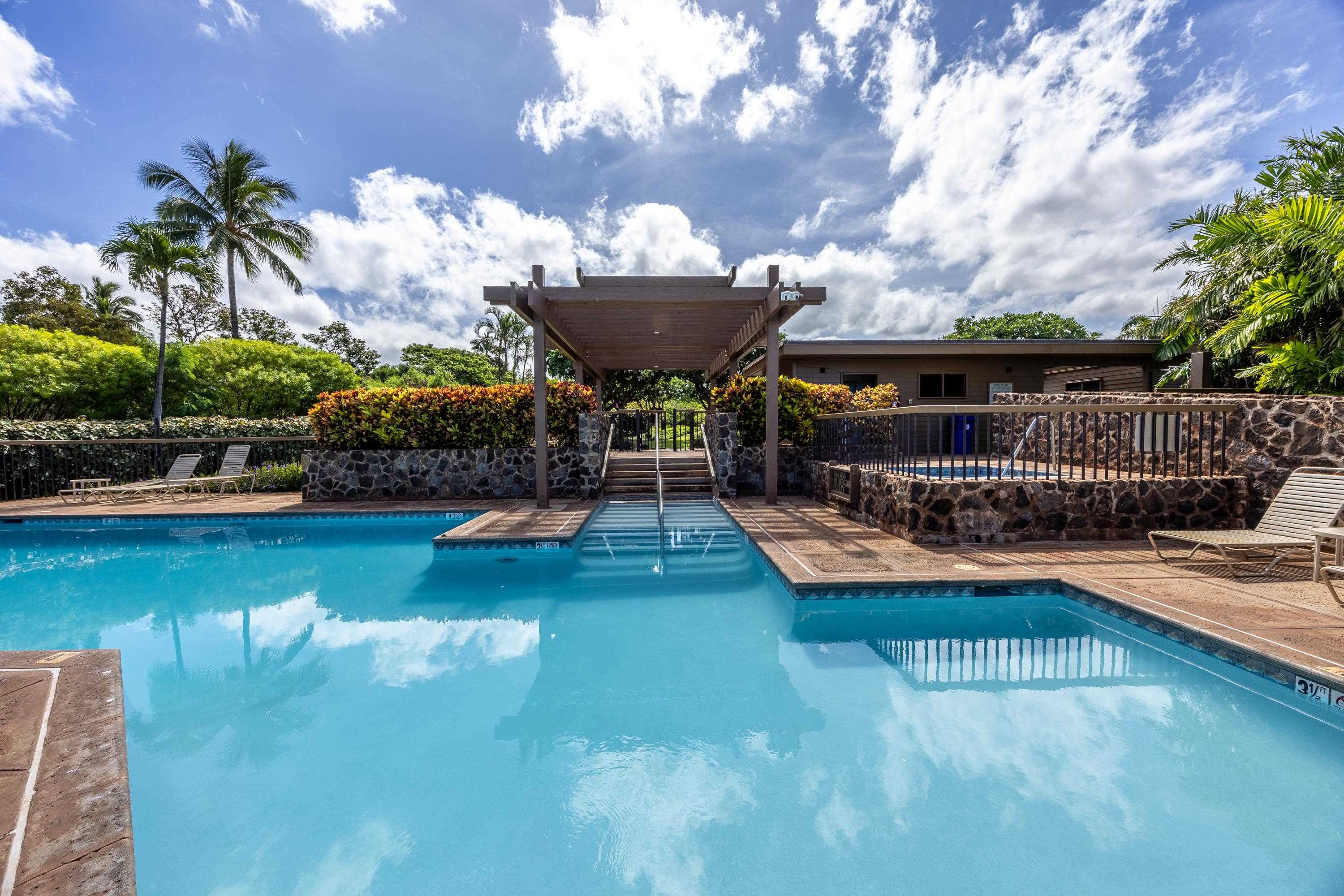 Lahaina, Hawaii, 96761, United States, 2 Bedrooms Bedrooms, ,2 BathroomsBathrooms,Residential,For Sale,1908273