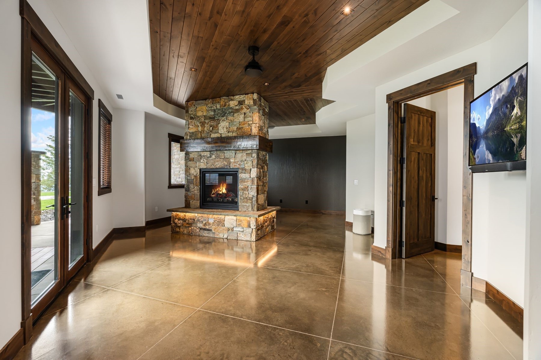  4579 E Plum Rd - 物件實景