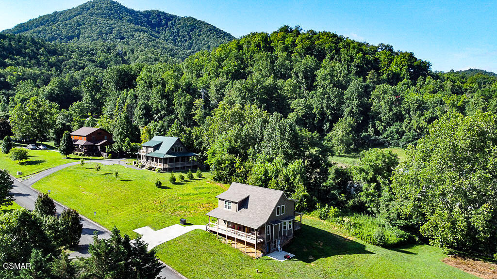 Sevierville, Tennessee, 37862, United States, 3 Bedrooms Bedrooms, ,4 BathroomsBathrooms,Residential,For Sale,2027934