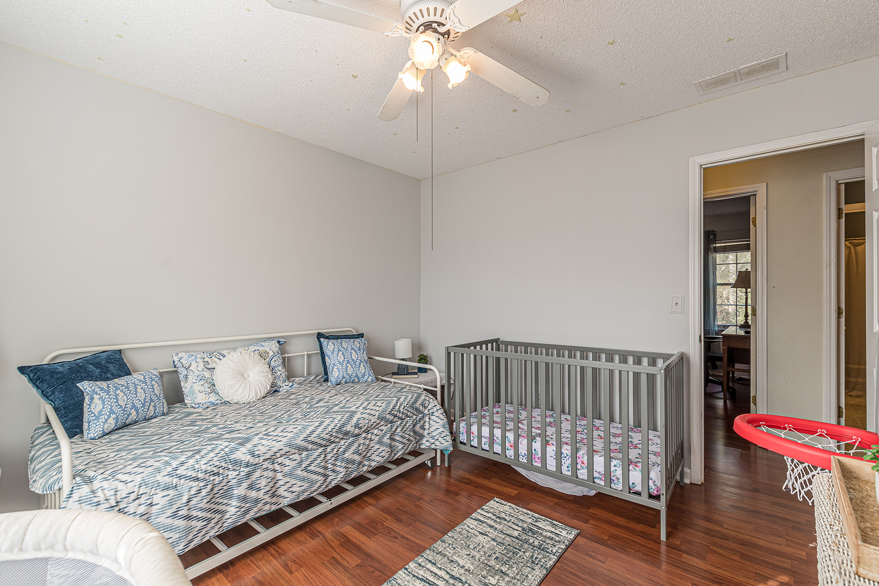  Beautifully Renovated Home in a Desirable Conyers Neighborhood - 物件實景