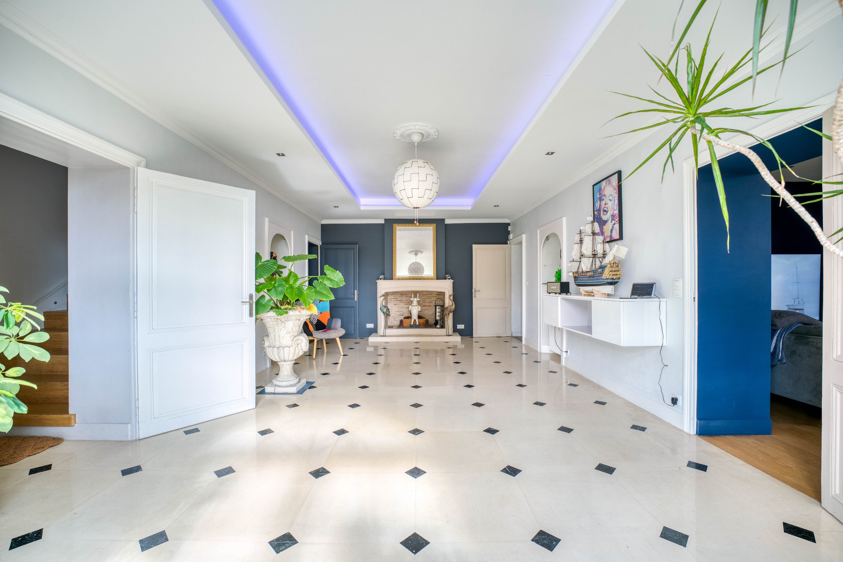  Magnificent property completely renovated with great potential - 物件實景