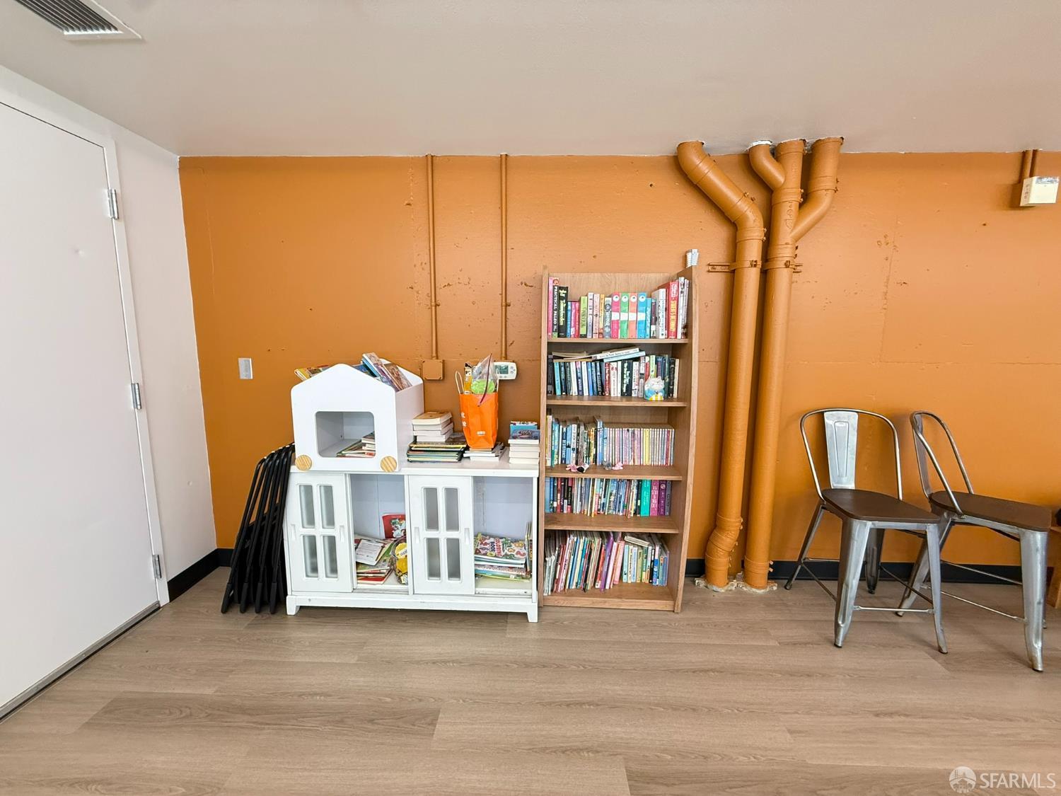 San Francisco, California, 94107, United States, 2 Bedrooms Bedrooms, ,1 BathroomBathrooms,Residential,For Sale,2048340