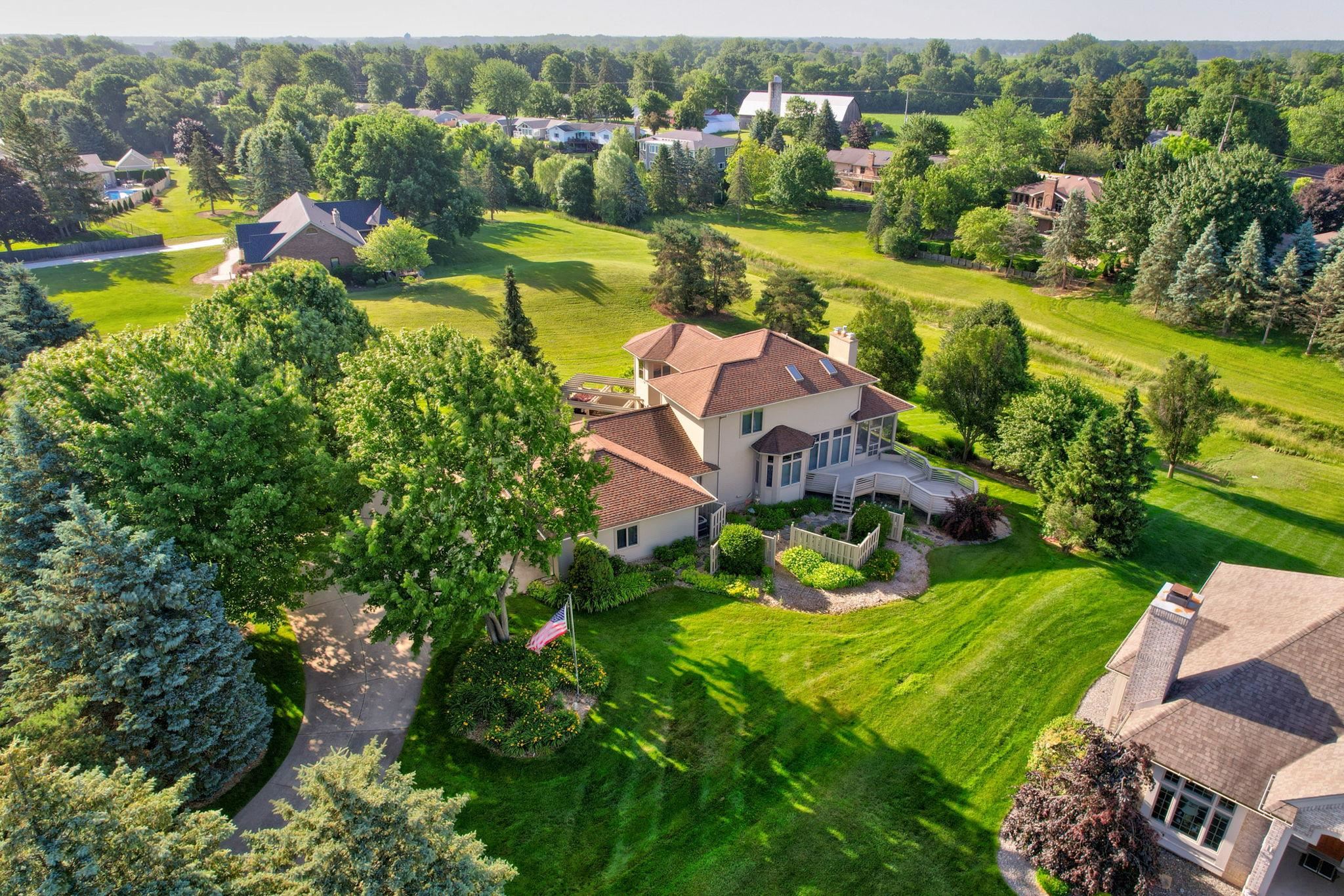 Frankenmuth, Michigan, 48734, United States, 3 Bedrooms Bedrooms, ,4 BathroomsBathrooms,Residential,For Sale,1938182