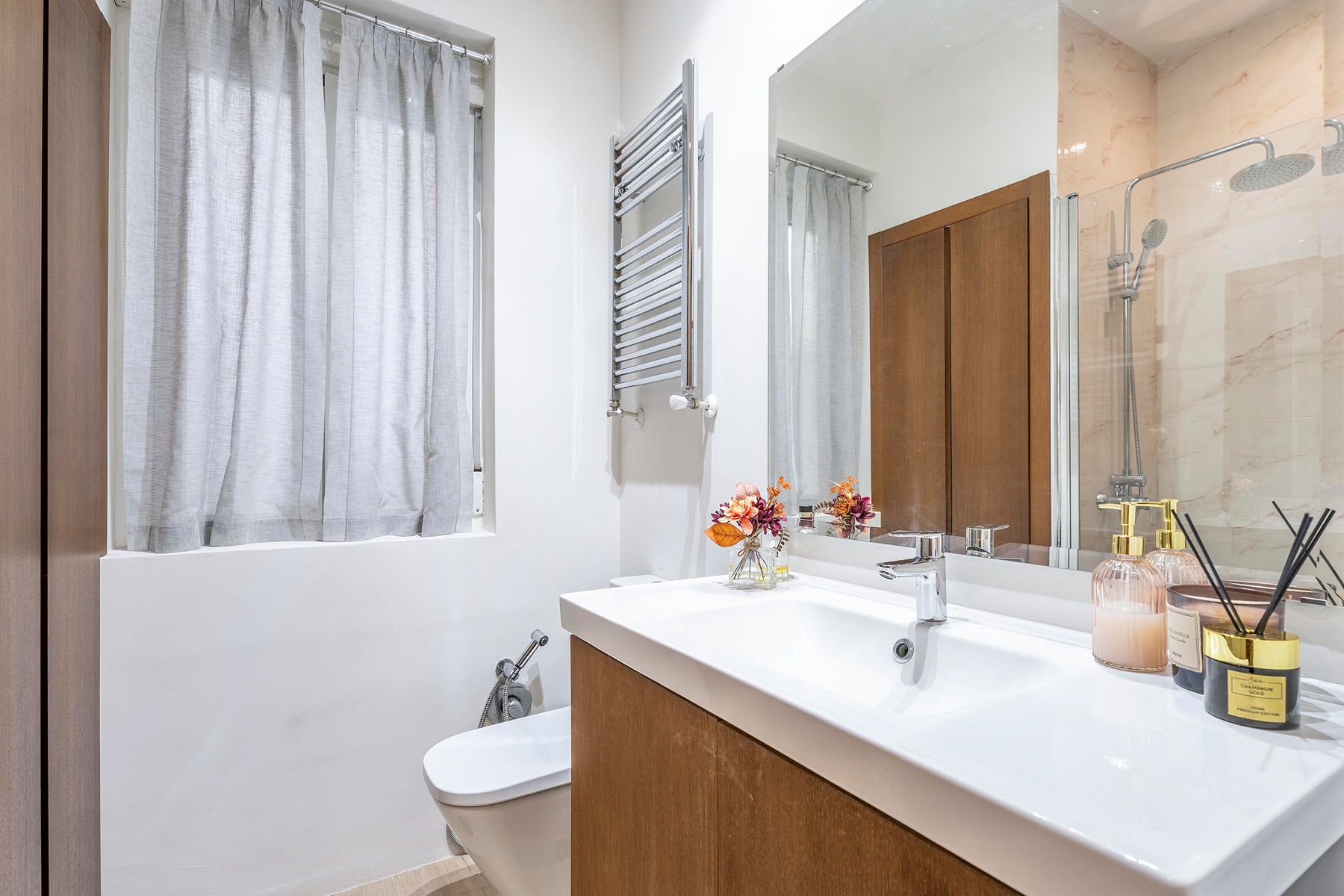  2-Bedroom flat with patio in Alcalde Sainz de Baranda - 物件實景
