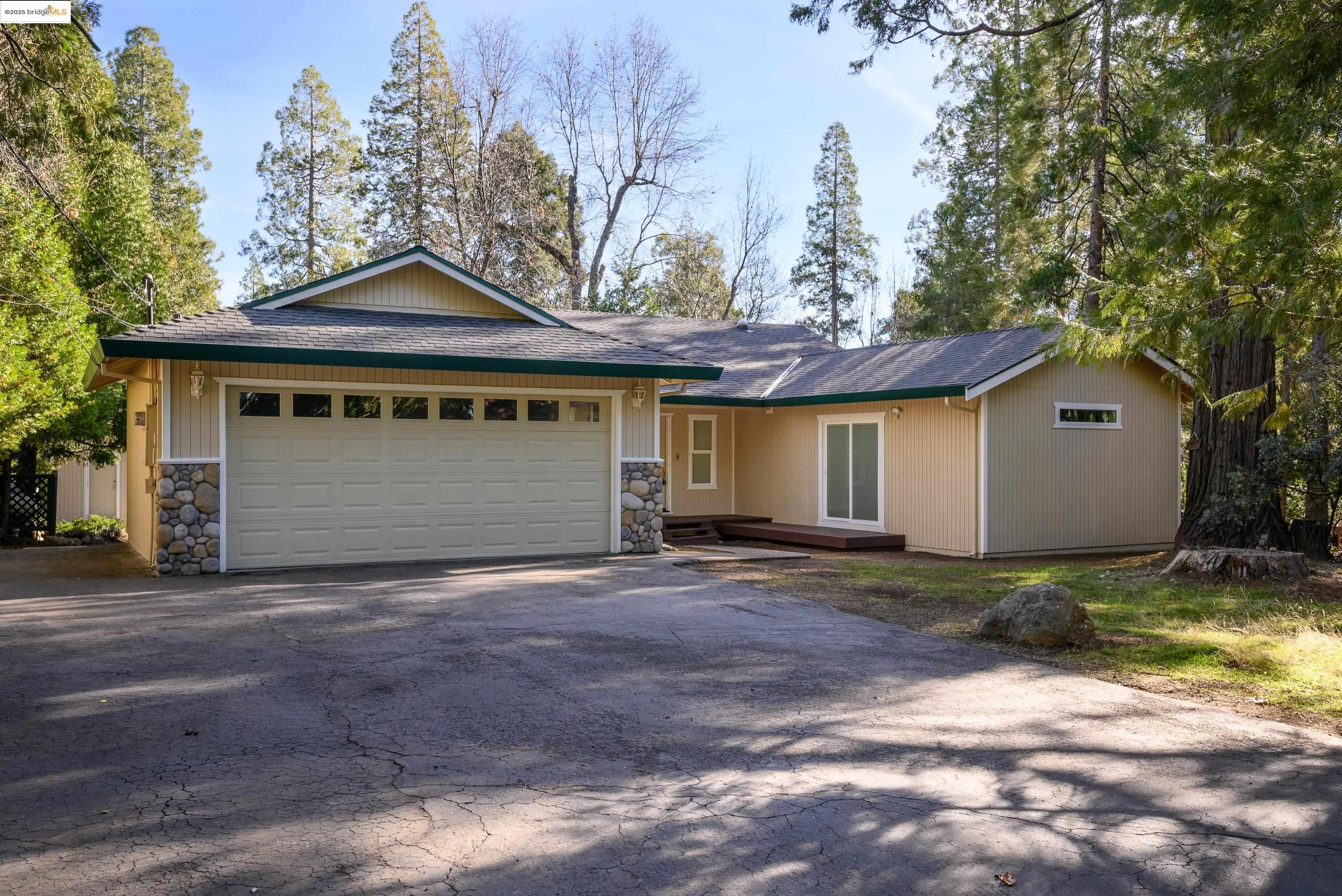 Twain Harte, California, 95383, United States, 3 Bedrooms Bedrooms, ,3 BathroomsBathrooms,Residential,For Sale,1978195