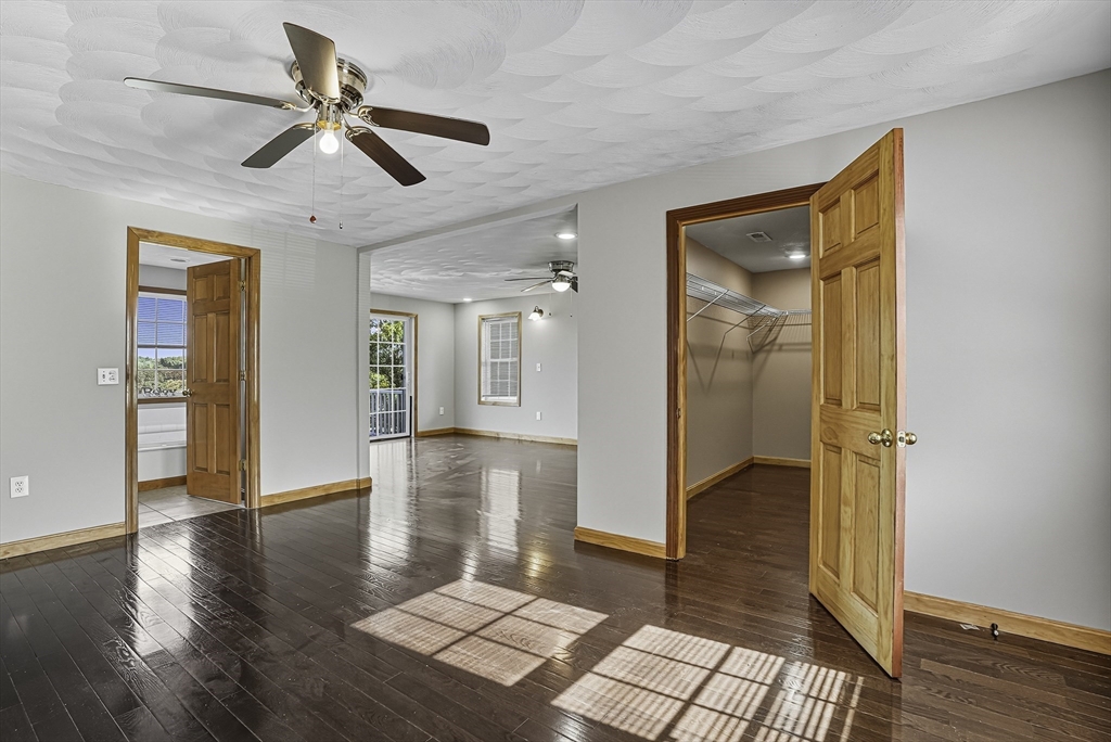 Worcester, Massachusetts, 01606, United States, 4 Bedrooms Bedrooms, ,3 BathroomsBathrooms,Residential,For Sale,2012062