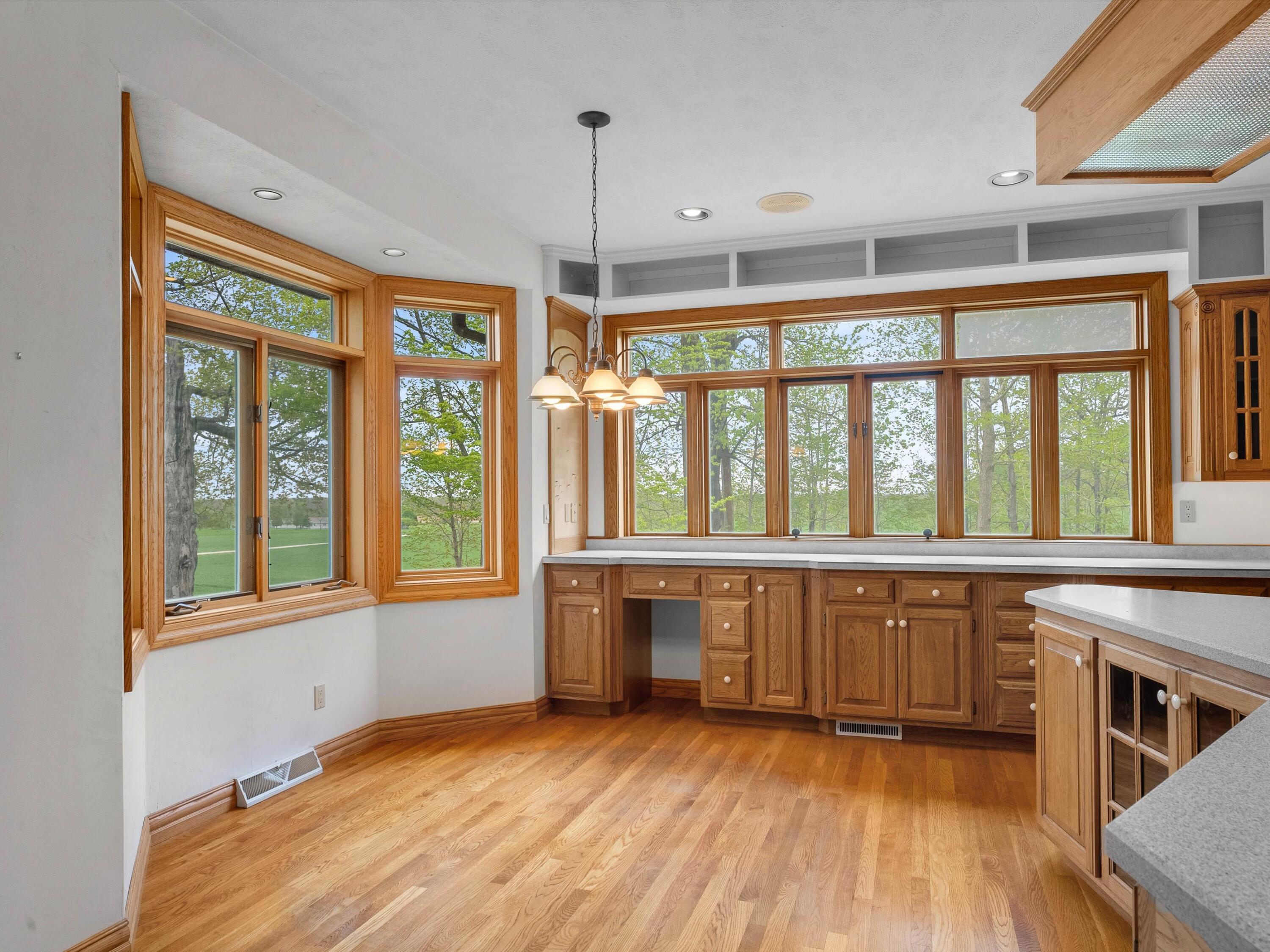 Eaton, Wisconsin, 54245, United States, 3 Bedrooms Bedrooms, ,4 BathroomsBathrooms,Residential,For Sale,1926569