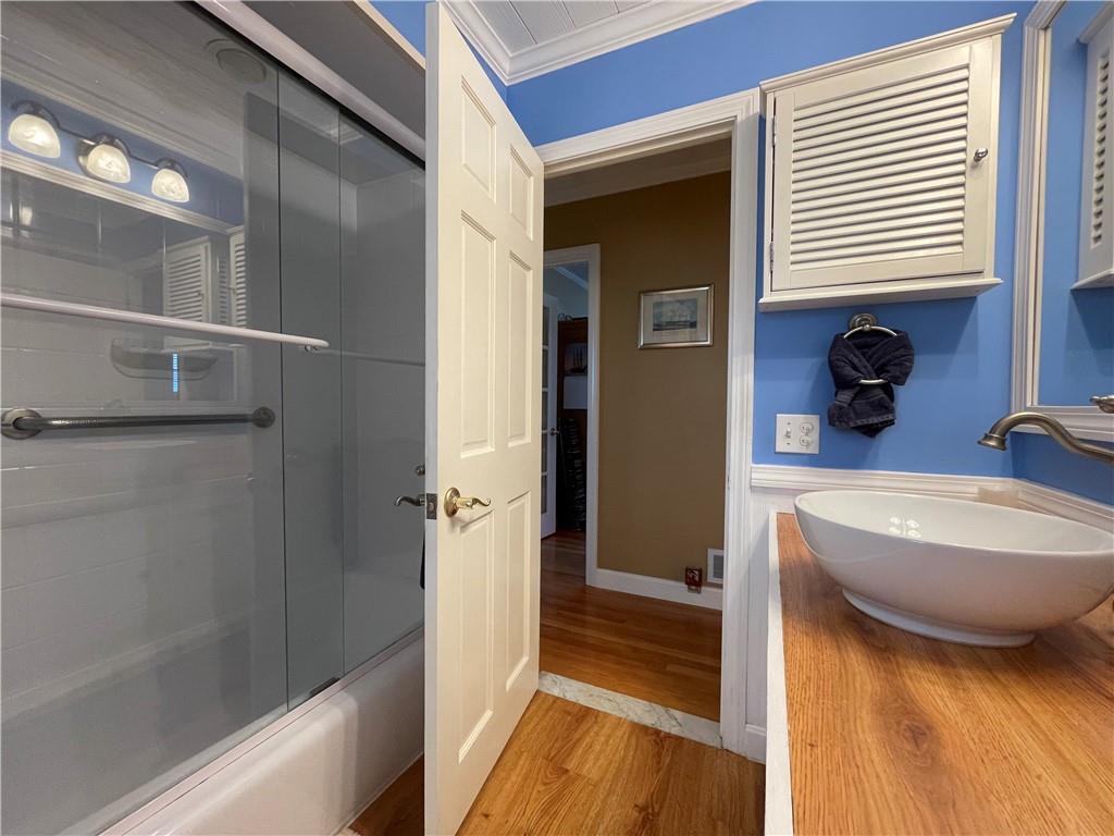 Tiverton, Rhode Island, 02878, United States, 4 Bedrooms Bedrooms, ,3 BathroomsBathrooms,Residential,For Sale,1995441