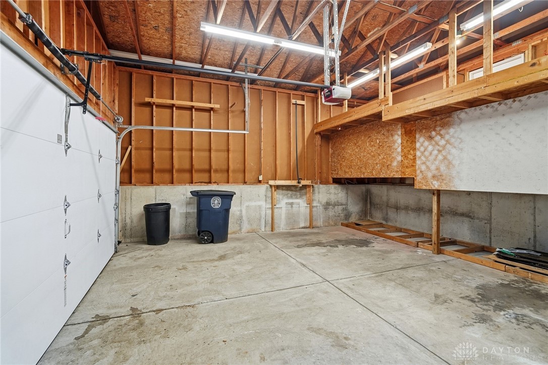 Oakwood, Ohio, 45409, United States, 4 Bedrooms Bedrooms, ,3 BathroomsBathrooms,Residential,For Sale,1987886