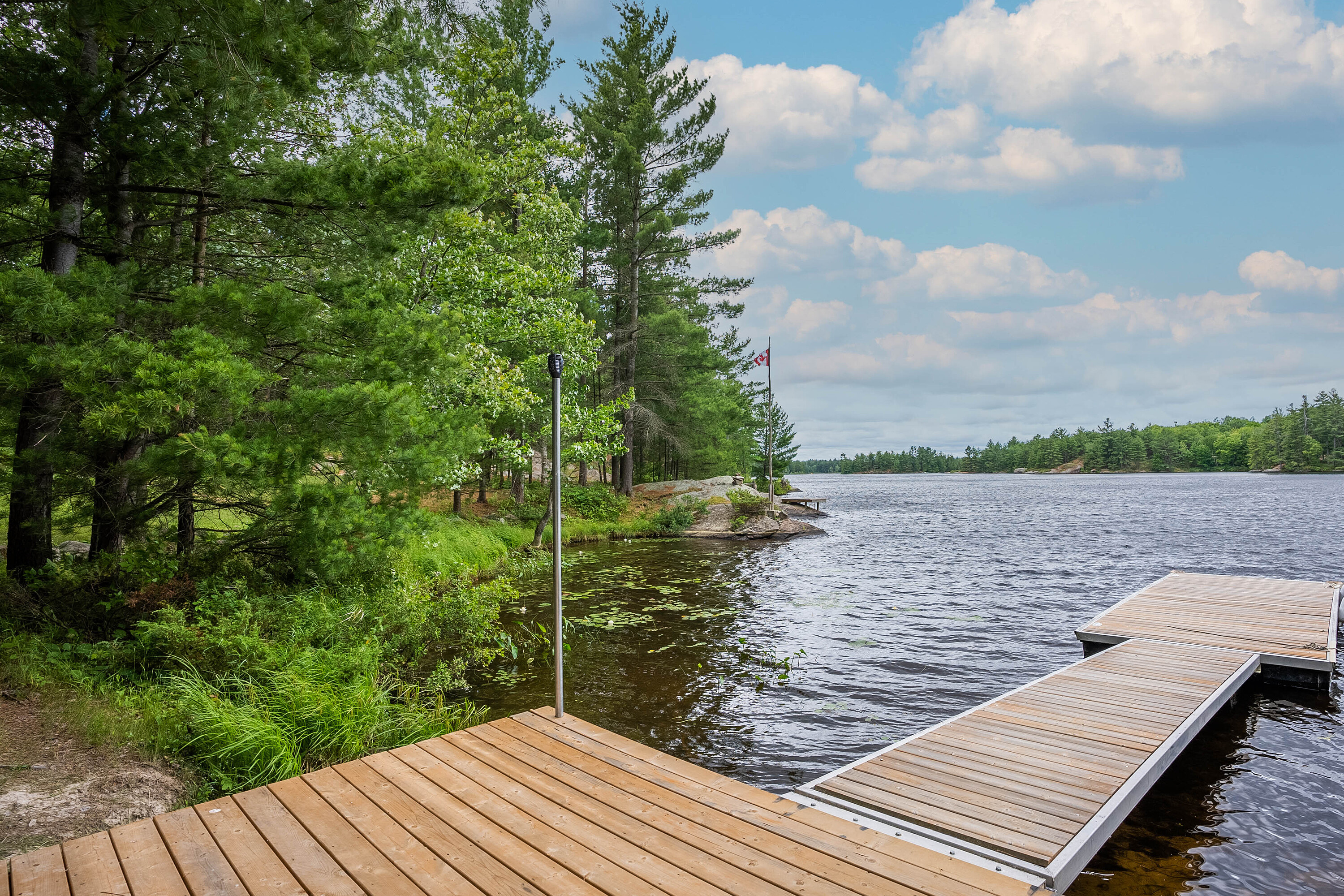  Boat Access Cottage on Kahshe - 物件實景