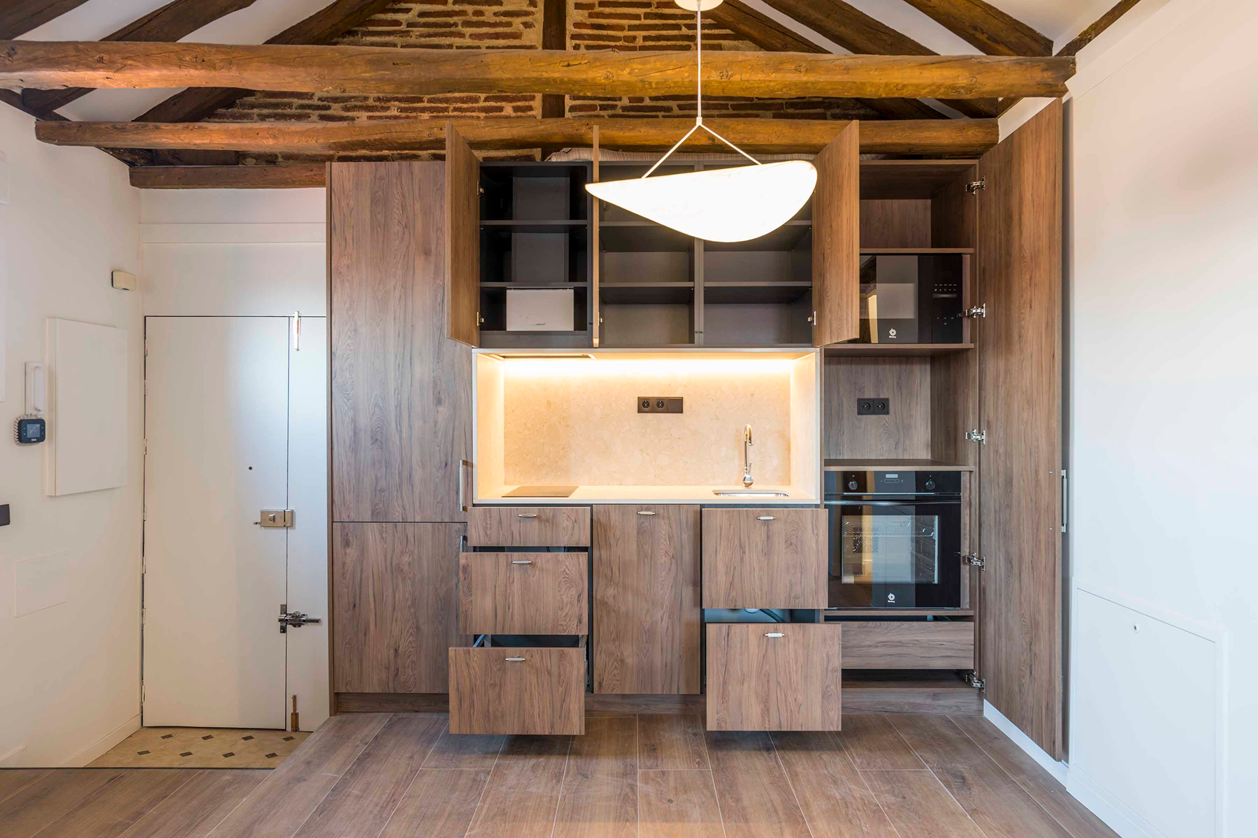  Charming renovated flat on Ruiz Street - 物件實景