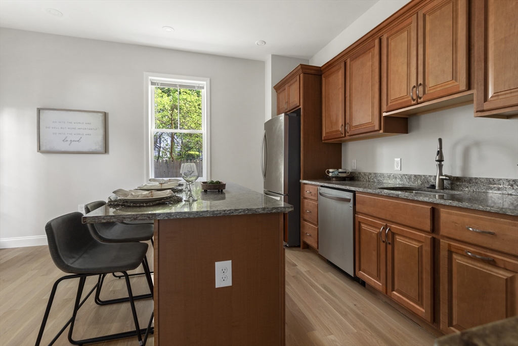 77 North St, 77, Somerville, Massachusetts, 02144, United States, 3 Bedrooms Bedrooms, ,3 BathroomsBathrooms,Residential,For Sale,77 North St , 77,1550085