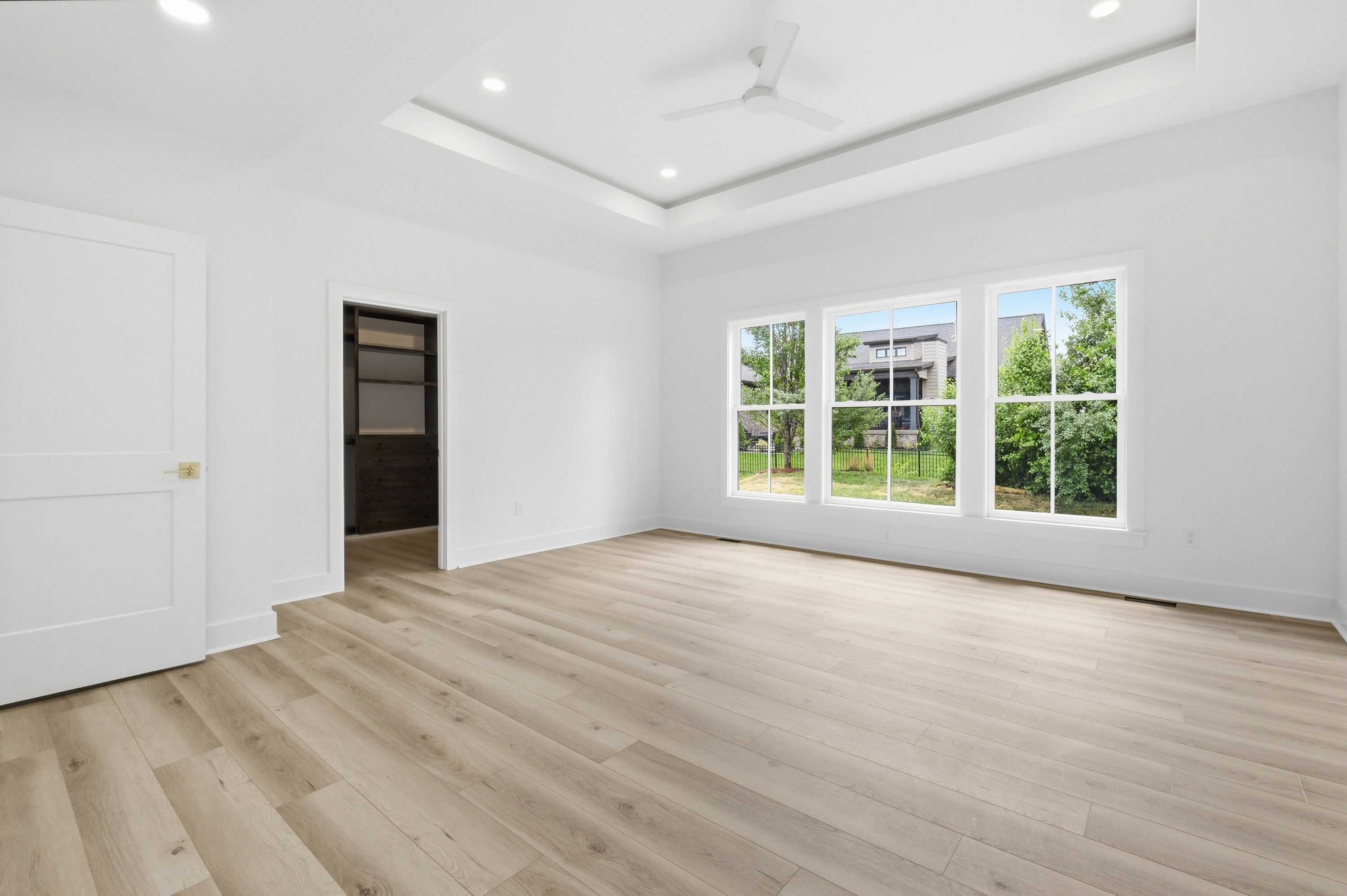  3212 Grand Lakes Drive, Louisville, KY 40299 - 物件實景