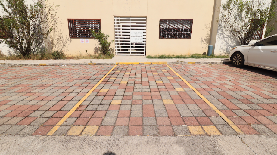 Morelia, Michoacán de Ocampo, 58195, Mexico, 2 Bedrooms Bedrooms, ,1 BathroomBathrooms,Residential,For Sale,1991291