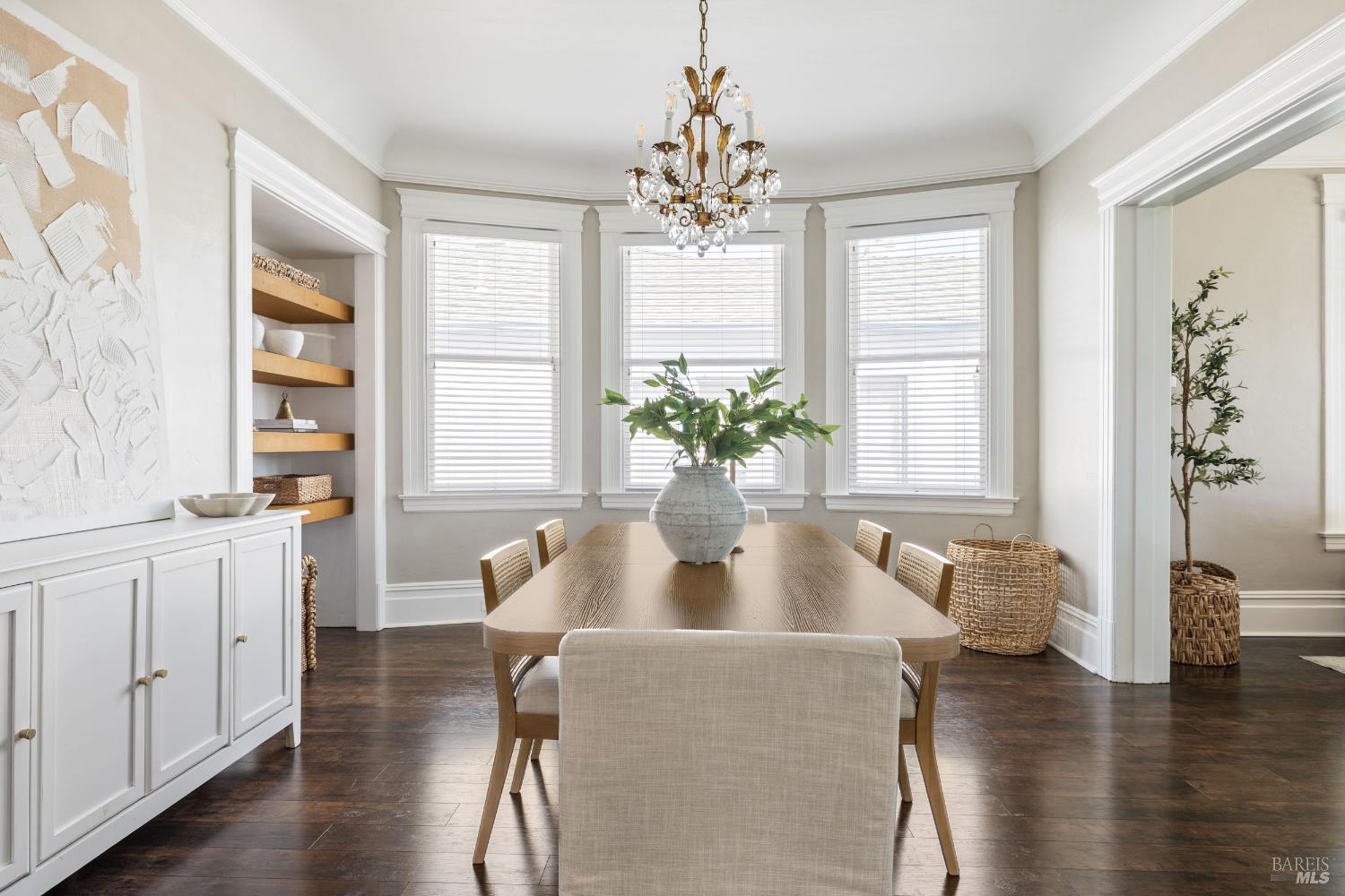 Petaluma, California, 94952, United States, 3 Bedrooms Bedrooms, ,2 BathroomsBathrooms,Residential,For Sale,1977520