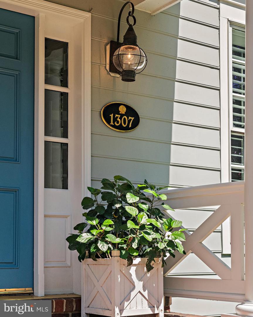 Annapolis, Maryland, 21403, United States, 4 Bedrooms Bedrooms, ,5 BathroomsBathrooms,Residential,For Sale,1927393
