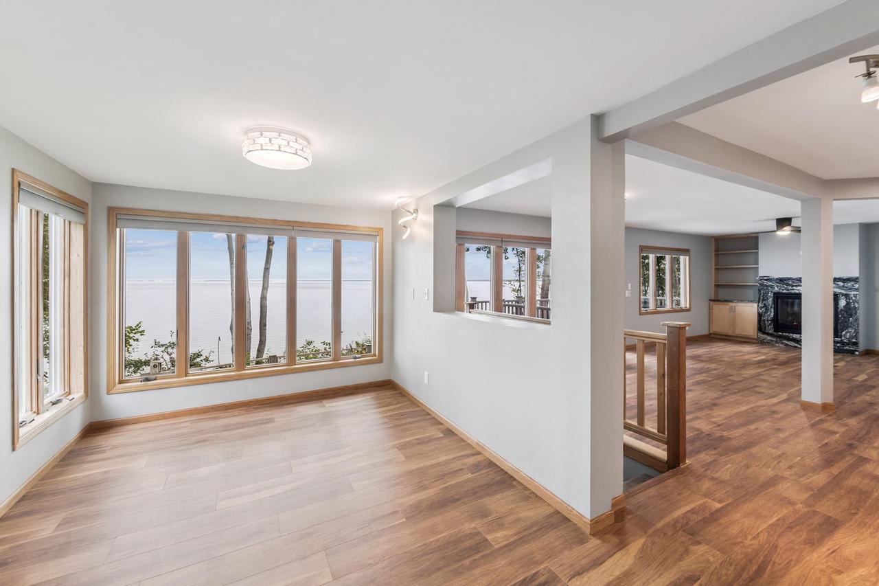 Washburn, Wisconsin, 54891, United States, 3 Bedrooms Bedrooms, ,1 BathroomBathrooms,Residential,For Sale,1960790