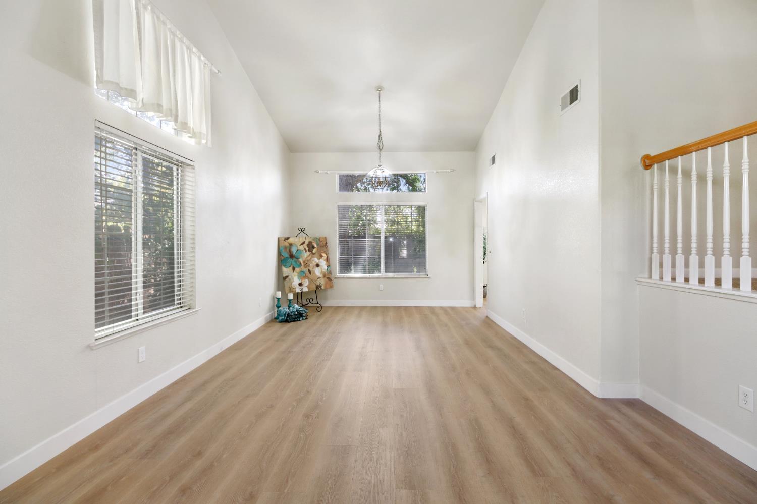Folsom, California, 95630, United States, 4 Bedrooms Bedrooms, ,3 BathroomsBathrooms,Residential,For Sale,1926196