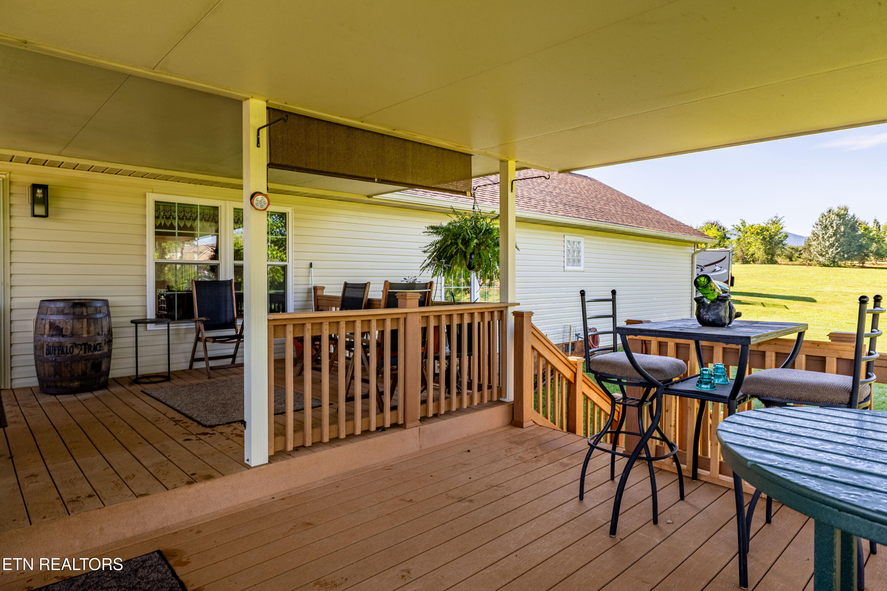Walland, Tennessee, 37886, United States, 3 Bedrooms Bedrooms, ,2 BathroomsBathrooms,Residential,For Sale,1930662