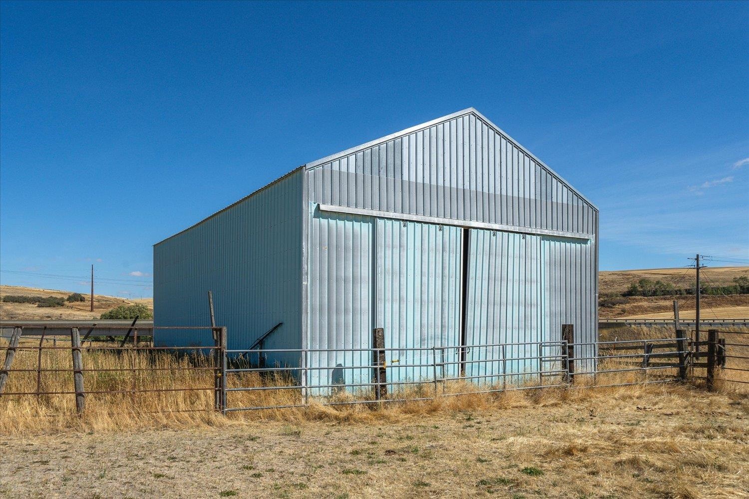 Rosalia, Washington, 99170, United States, 3 Bedrooms Bedrooms, ,2 BathroomsBathrooms,Residential,For Sale,1943009