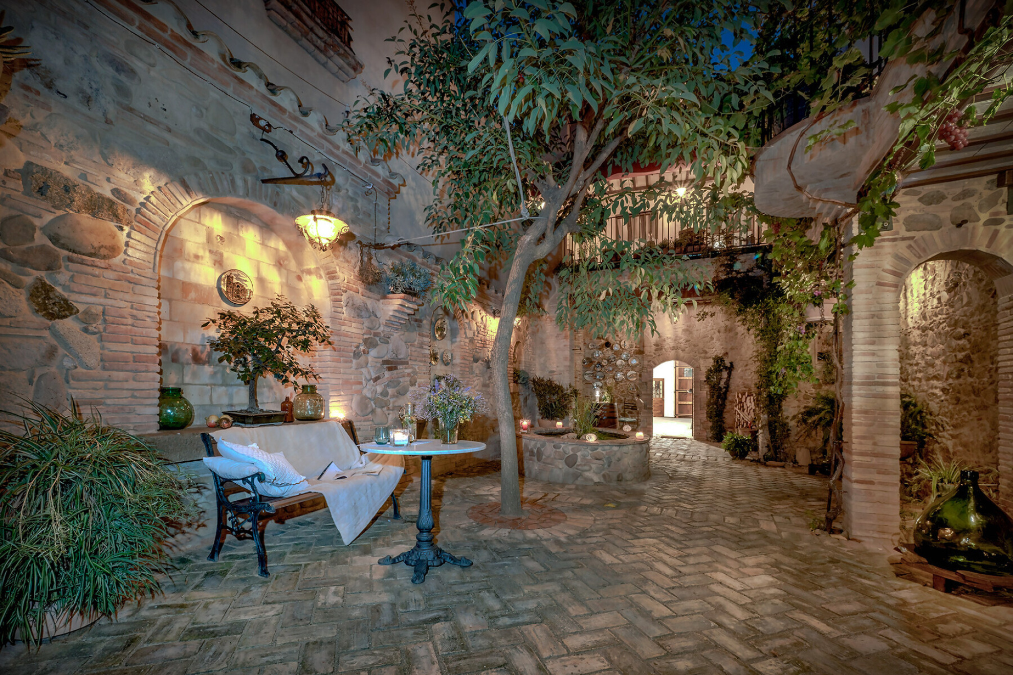  Historic 1887 townhouse with courtyard and a high quality restoration. - 物件實景