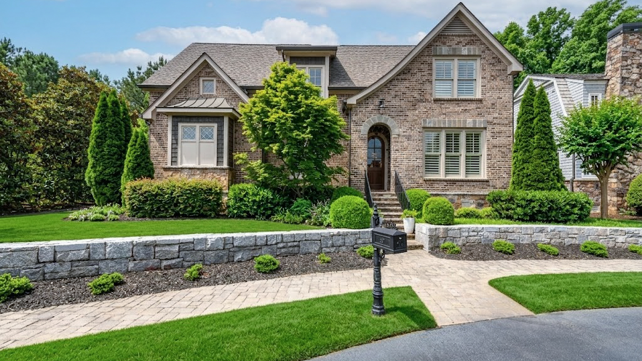 Private on Three Sides  Backing to HOA Green Space  Gated Community - 物件實景