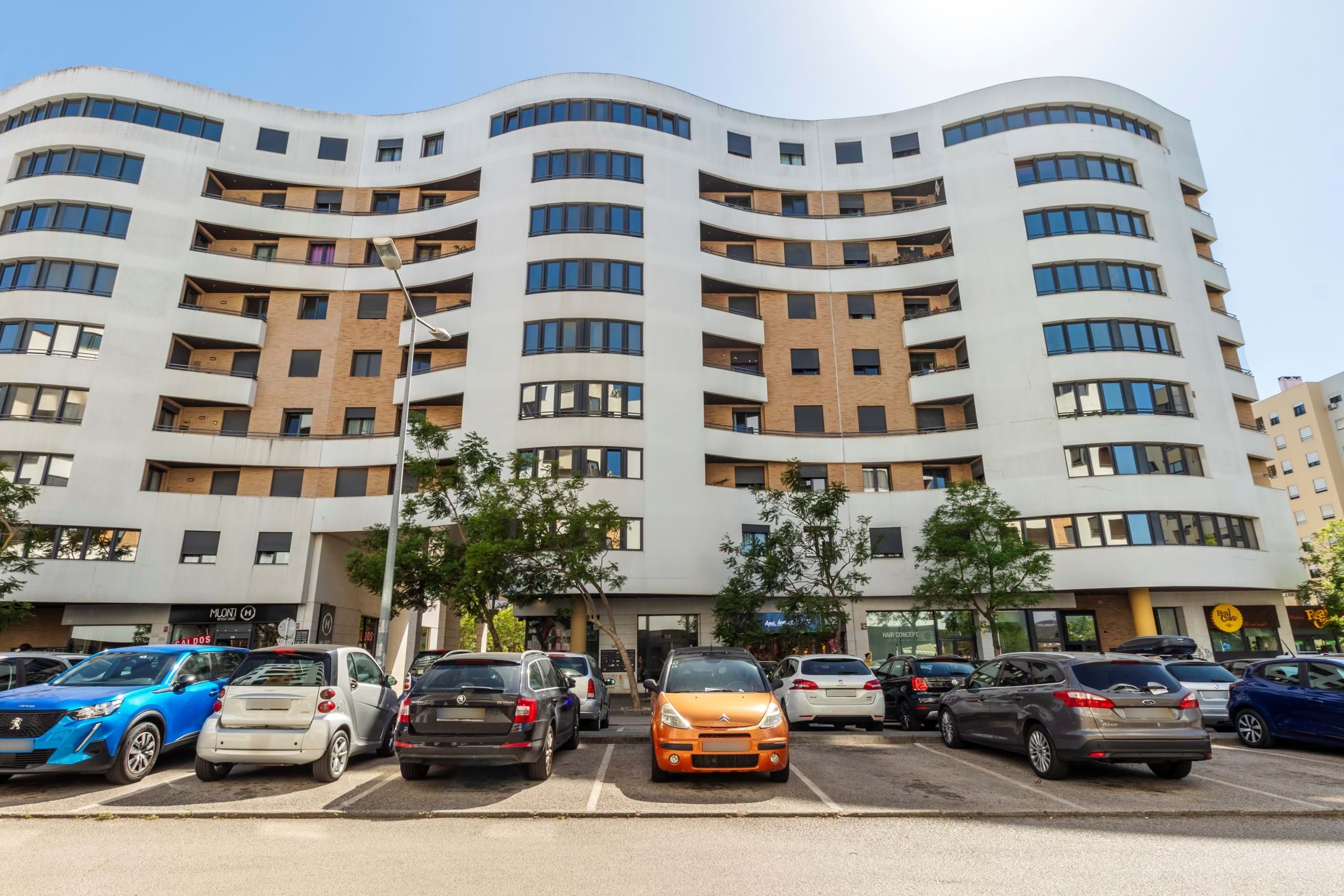 Loures, Lisbon, 2670-327 Loures, PT, 3 Bedrooms Bedrooms, ,3 BathroomsBathrooms,Residential,For Sale,1901345