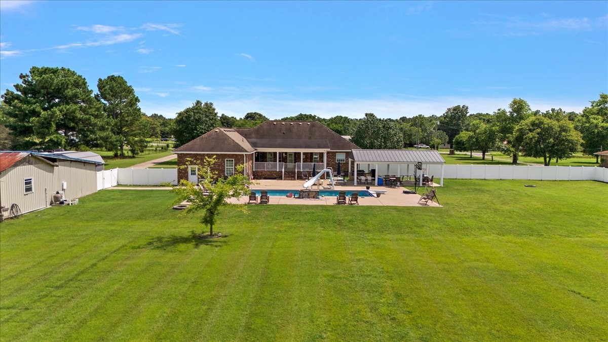 Bell Buckle, Tennessee, 37020, United States, 3 Bedrooms Bedrooms, ,3 BathroomsBathrooms,Residential,For Sale,1898483