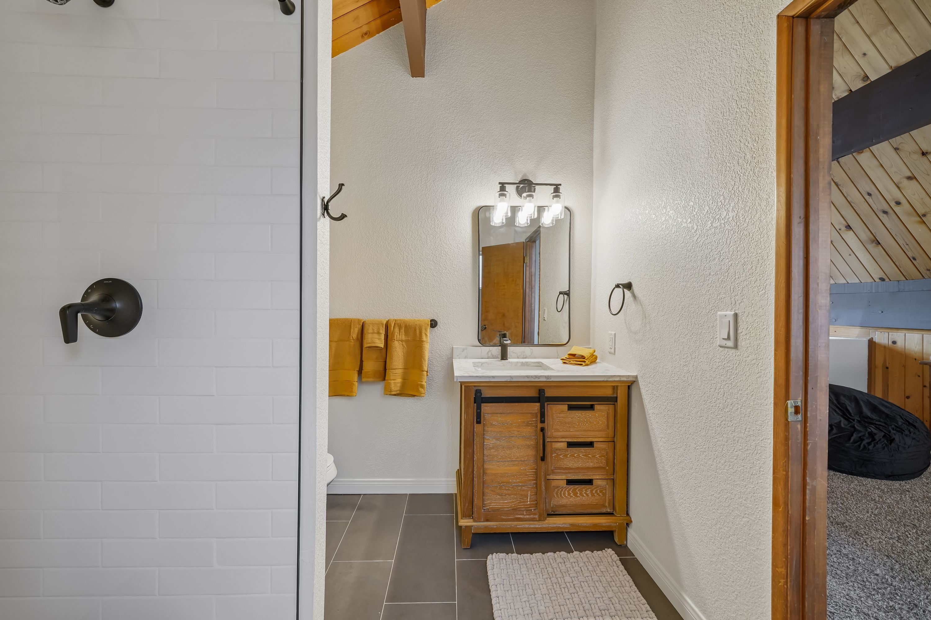  265 Eagle Drive, Big Bear Lake, CA 92315 - 物件實景