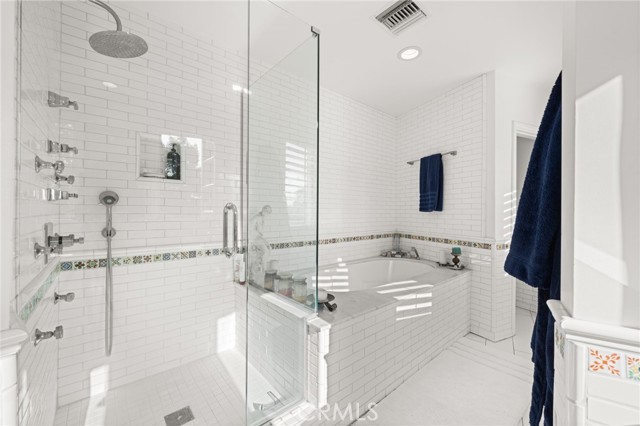 Los Angeles, California, 90064, United States, 6 Bedrooms Bedrooms, ,3 BathroomsBathrooms,Residential,For Sale,1878495