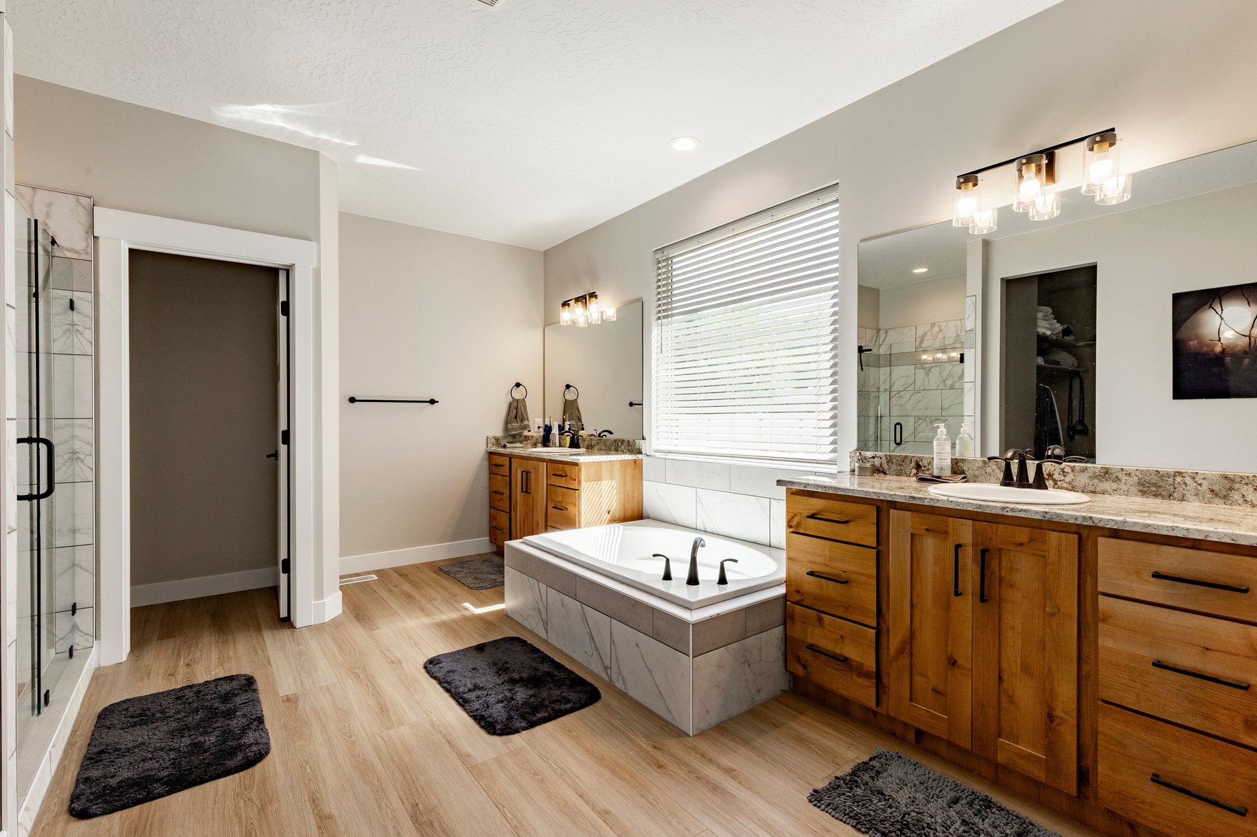  Single-Level Living with Stunning Mapleton Mountain Views - 物件實景