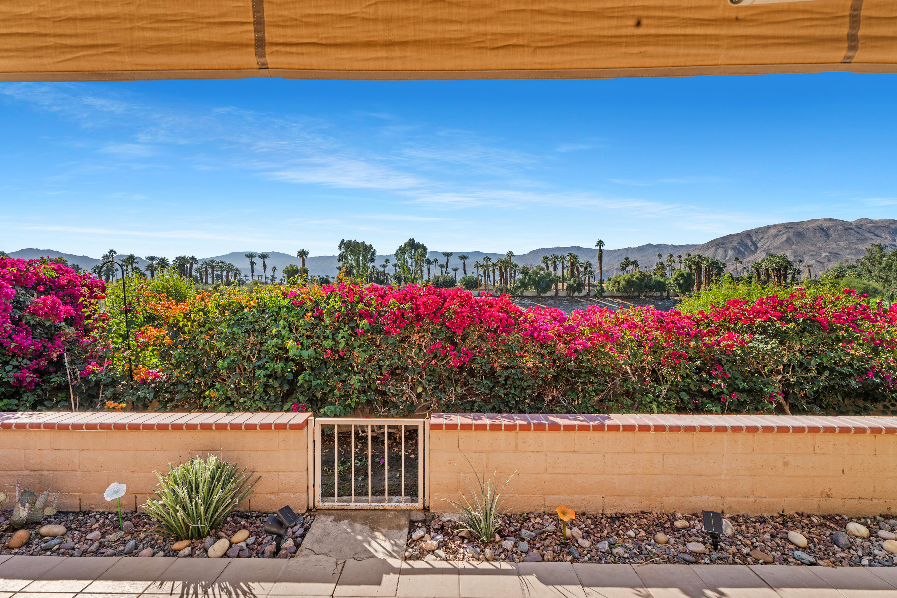 Palm Desert, California, 92260, United States, 3 Bedrooms Bedrooms, ,2 BathroomsBathrooms,Residential,For Sale,1991585