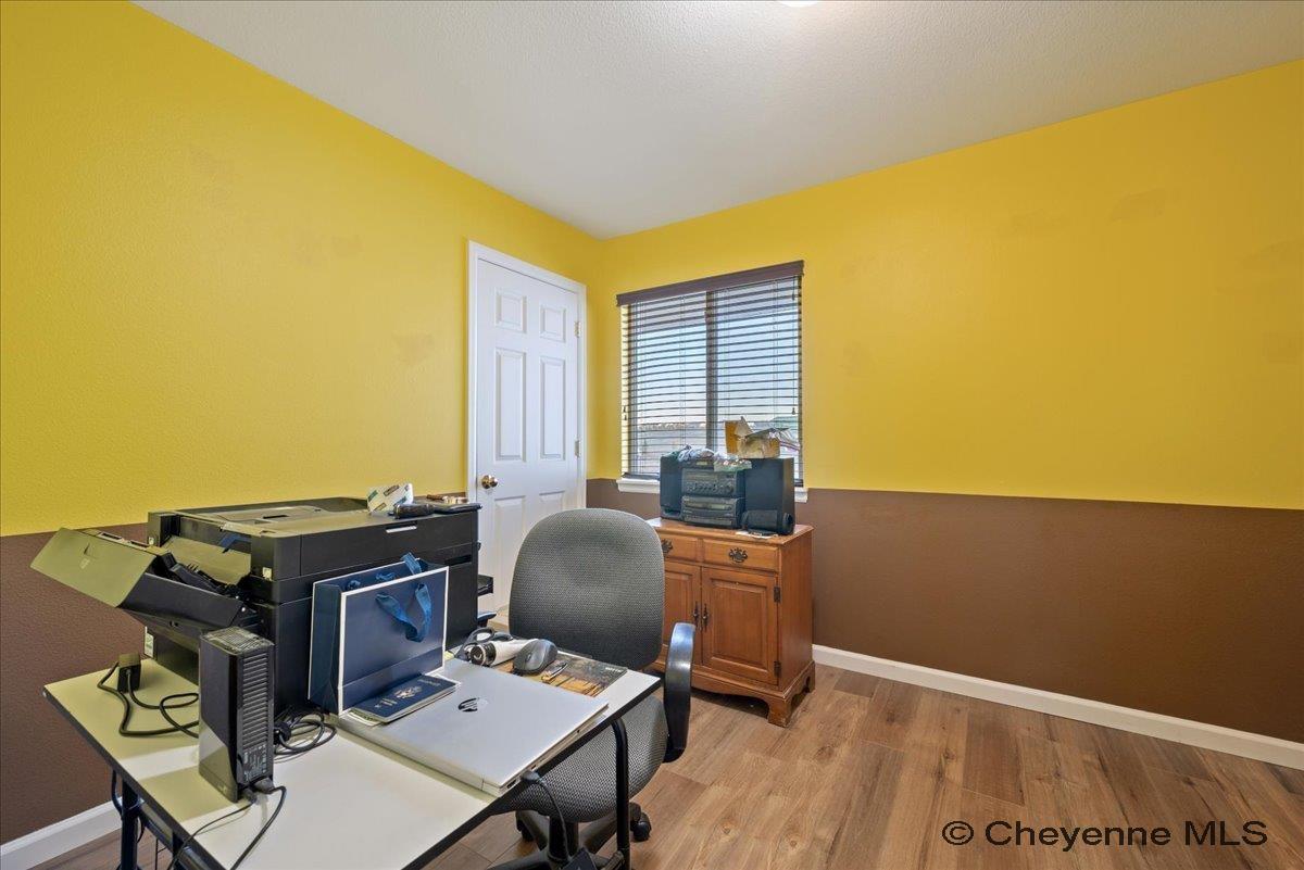 Cheyenne, Wyoming, 82007, United States, 5 Bedrooms Bedrooms, ,3 BathroomsBathrooms,Residential,For Sale,1993548