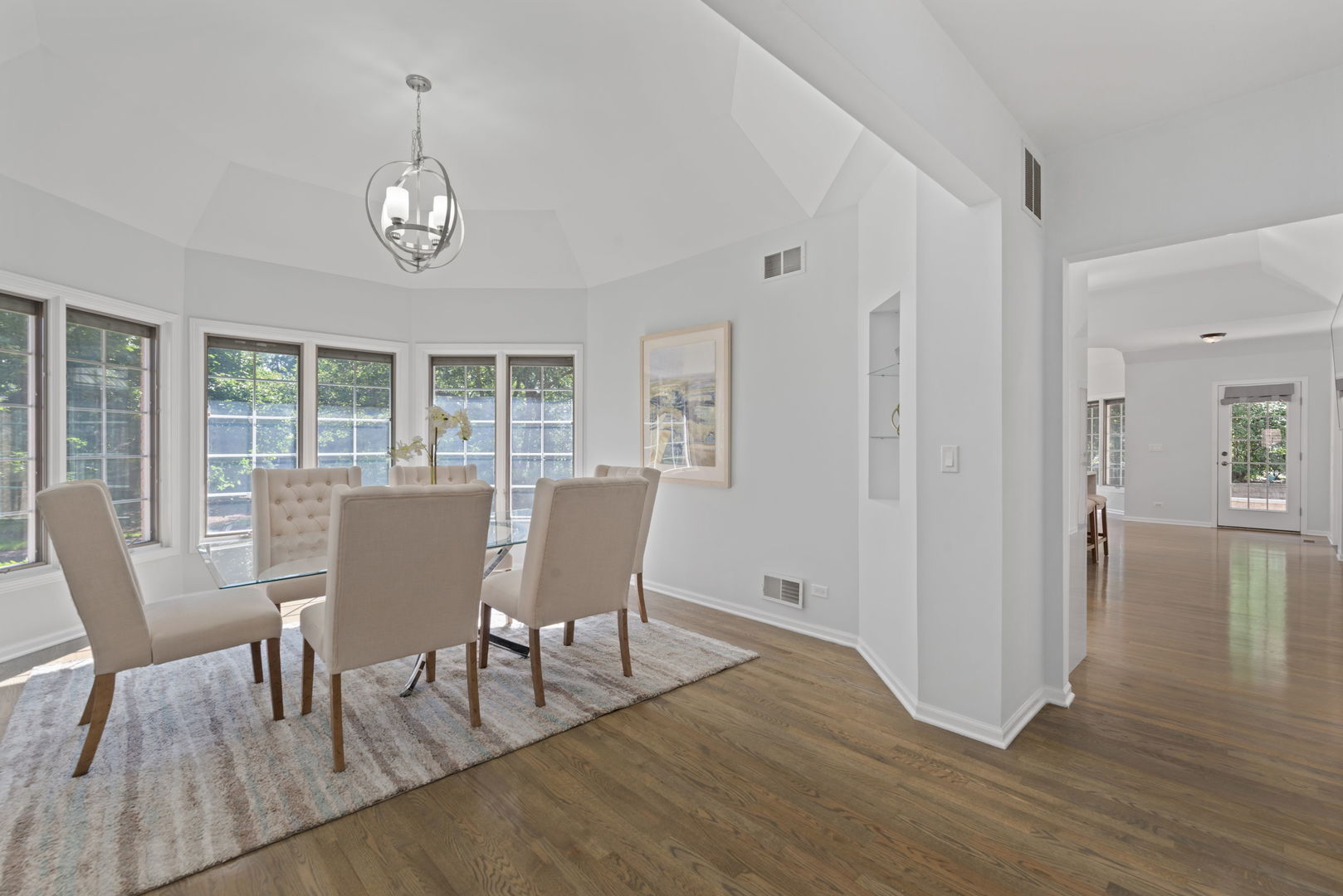 Oak Brook, Illinois, 60523, United States, 7 Bedrooms Bedrooms, ,5 BathroomsBathrooms,Residential,For Sale,1990925