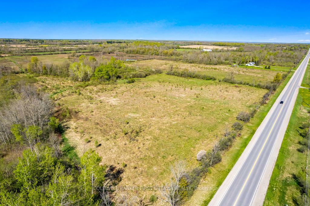 TAY VALLEY, Ontario, K7H 3C9, CA, ,Residential,For Sale,1865372