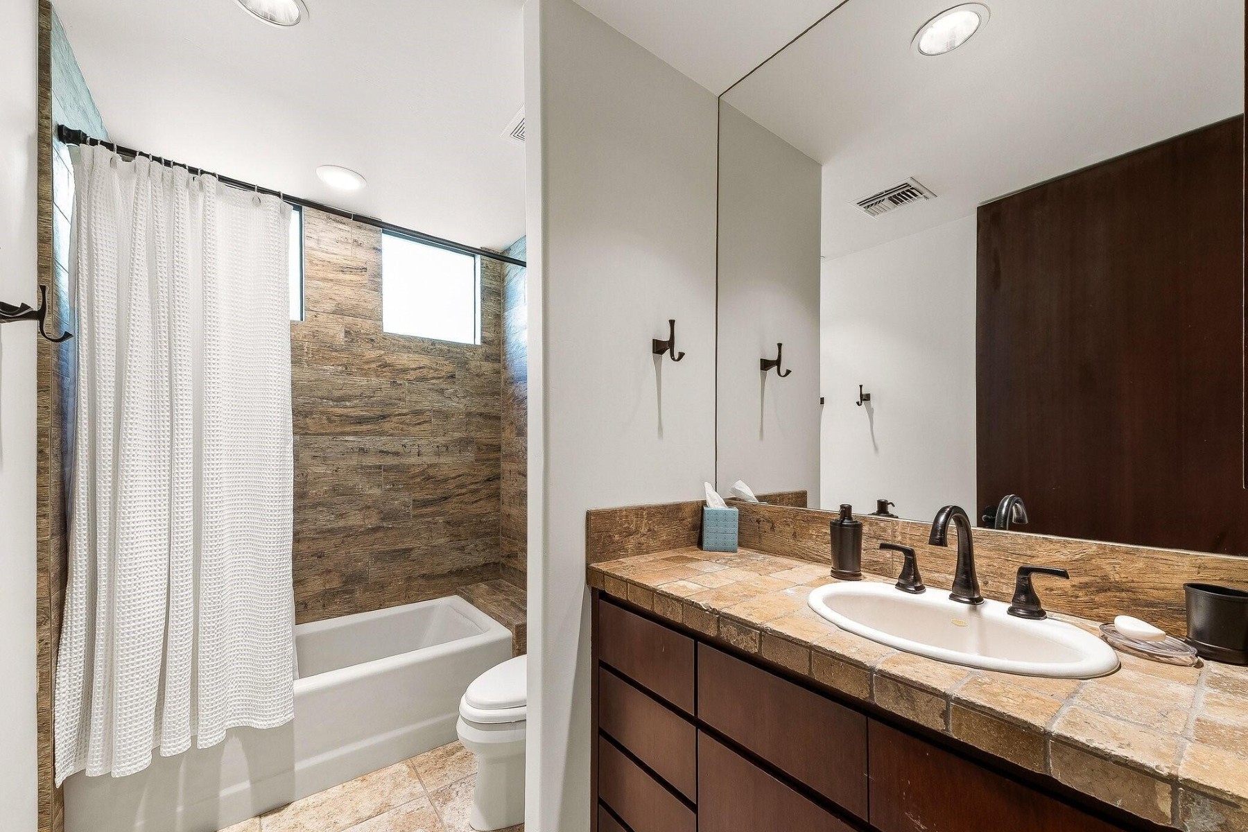  10675 E Fernwood Ln  Scottsdale, AZ - 物件實景