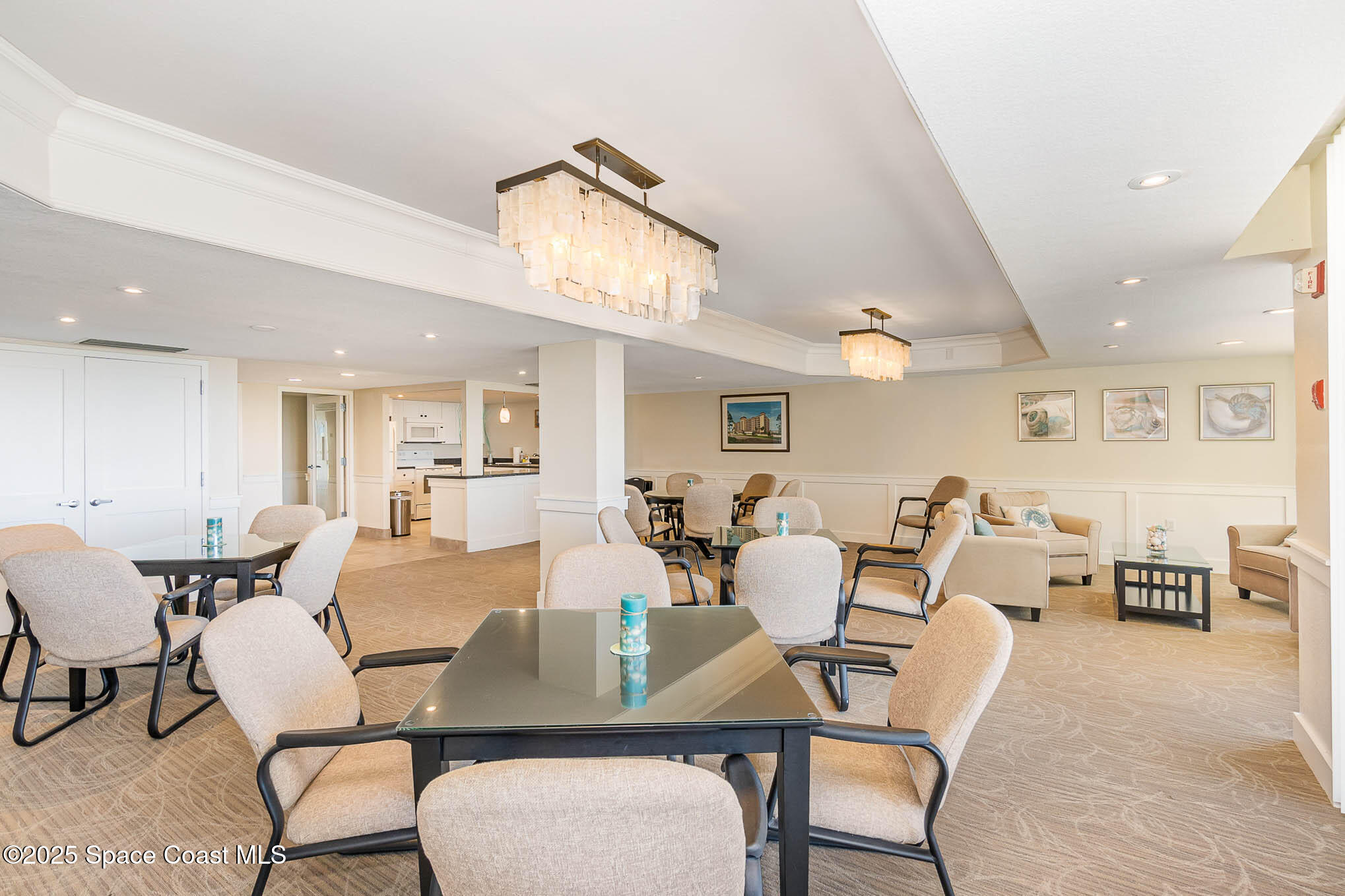 Cocoa Beach, Florida, 32931, United States, 2 Bedrooms Bedrooms, ,2 BathroomsBathrooms,Residential,For Sale,1979043