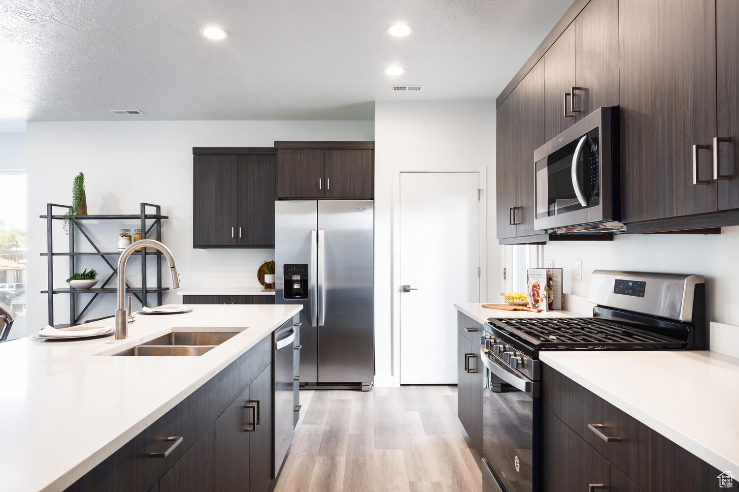 South Salt Lake, Utah, 84115, United States, 3 Bedrooms Bedrooms, ,3 BathroomsBathrooms,Residential,For Sale,1912572