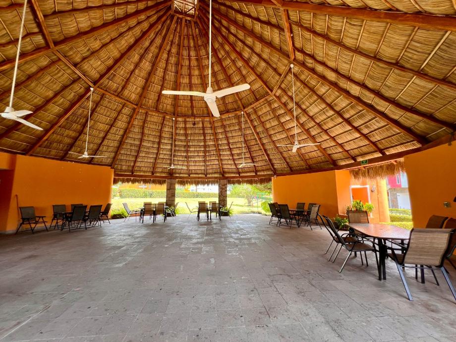 Real del Contry, Manzanillo, Colima, 28860, Mexico, 2 Bedrooms Bedrooms, ,2 BathroomsBathrooms,Residential,For Sale,Real del Contry,1632477