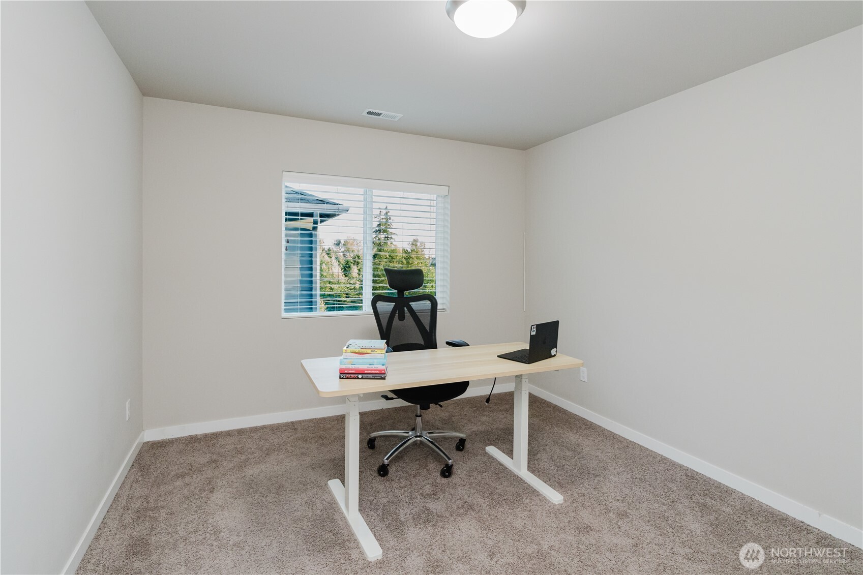 Bothell, Washington, 98021, United States, 5 Bedrooms Bedrooms, ,3 BathroomsBathrooms,Residential,For Sale,1900701