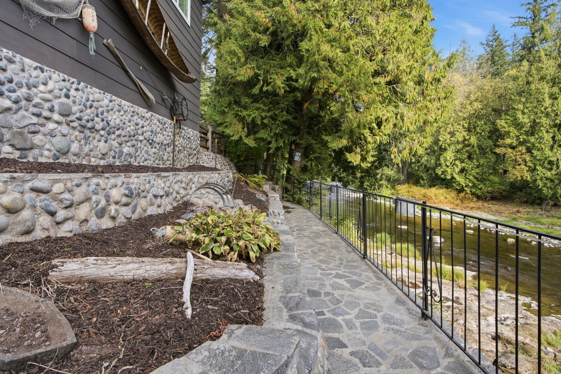  36115 NE WASHOUGAL RIVER RD Washougal, WA 98671 - 物件實景