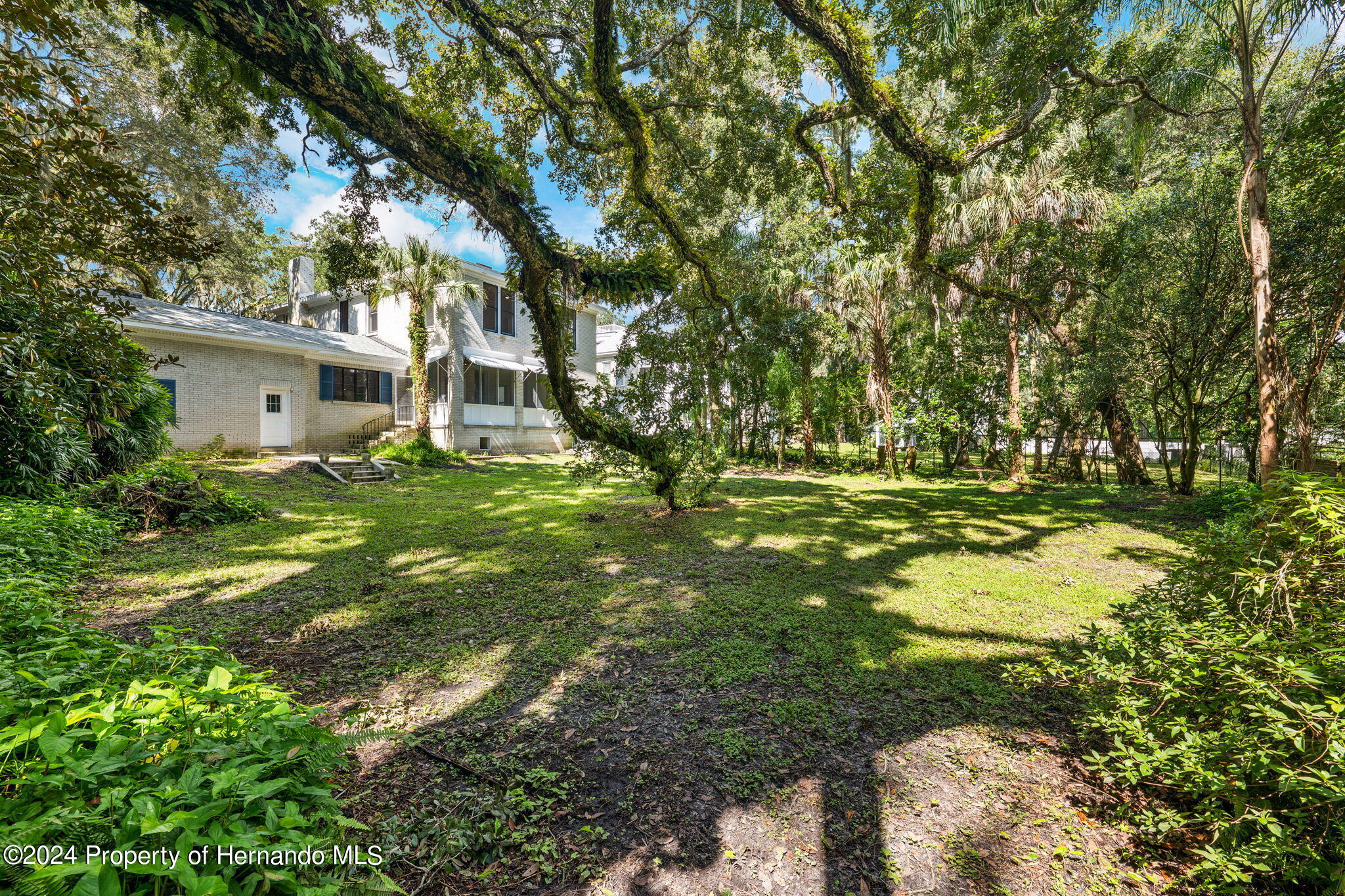 Brooksville, Florida, 34601, United States, 5 Bedrooms Bedrooms, ,3 BathroomsBathrooms,Residential,For Sale,1923467