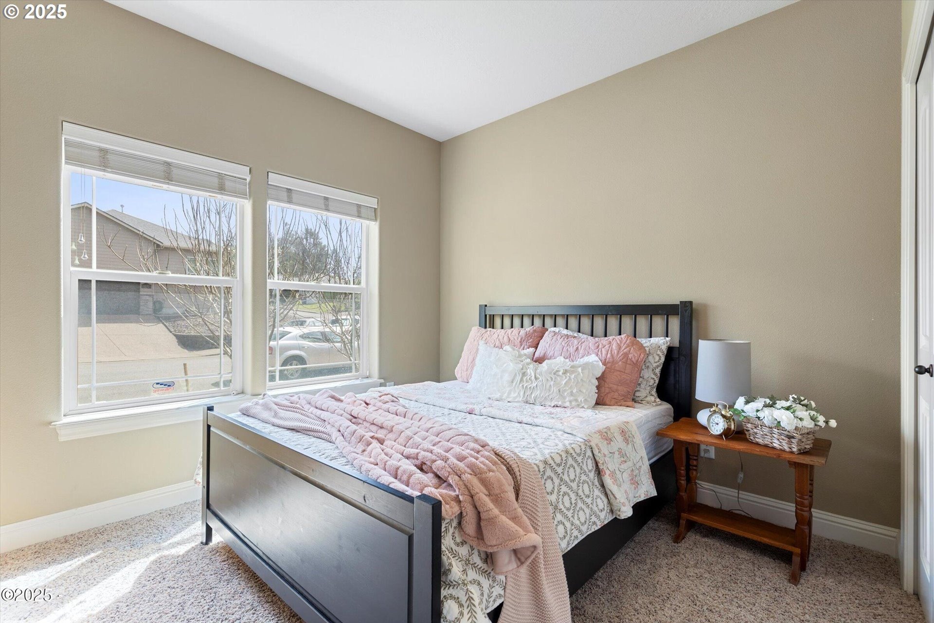 Lincoln City, Oregon, 97367, United States, 3 Bedrooms Bedrooms, ,3 BathroomsBathrooms,Residential,For Sale,1942119