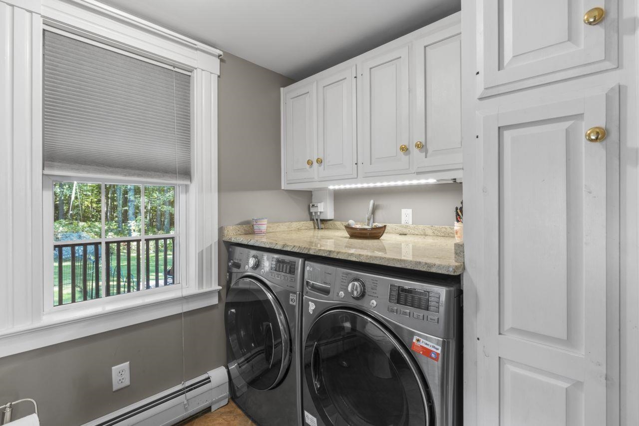 Barrington, New Hampshire, 03825, United States, 4 Bedrooms Bedrooms, ,3 BathroomsBathrooms,Residential,For Sale,1984390