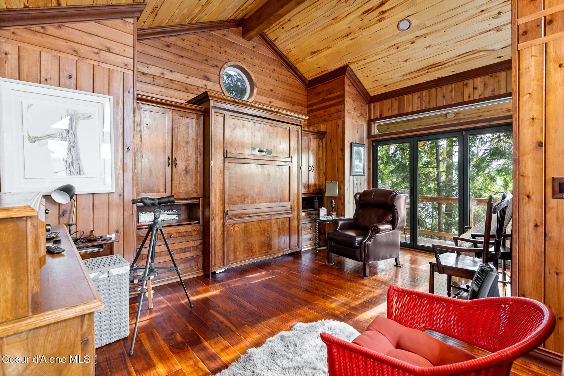 Newport, Washington, 99156, United States, 3 Bedrooms Bedrooms, ,3 BathroomsBathrooms,Residential,For Sale,1900735