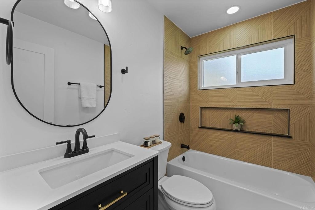 Chula Vista, California, 91913, United States, 4 Bedrooms Bedrooms, ,2 BathroomsBathrooms,Residential,For Sale,1890719