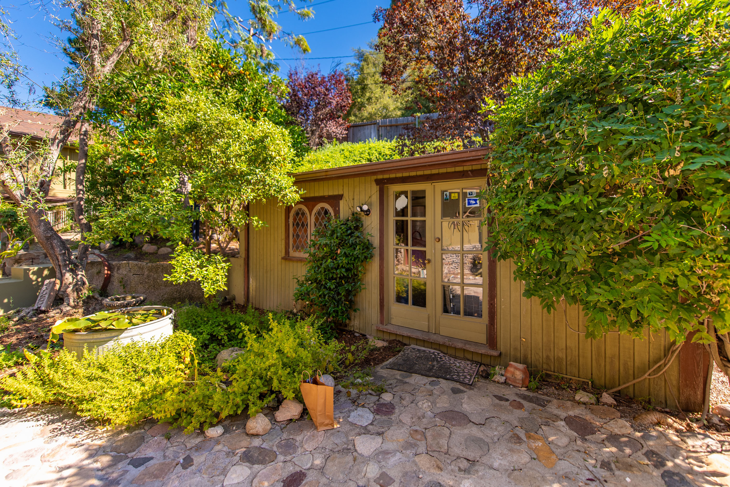  1328 Fernwood Pacific Dr - 物件實景