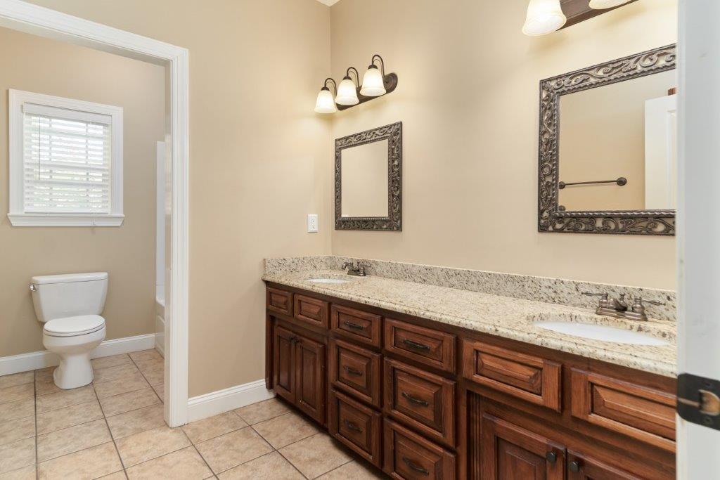 Lake Park, Georgia, 31636, United States, 5 Bedrooms Bedrooms, ,4 BathroomsBathrooms,Residential,For Sale,2008152