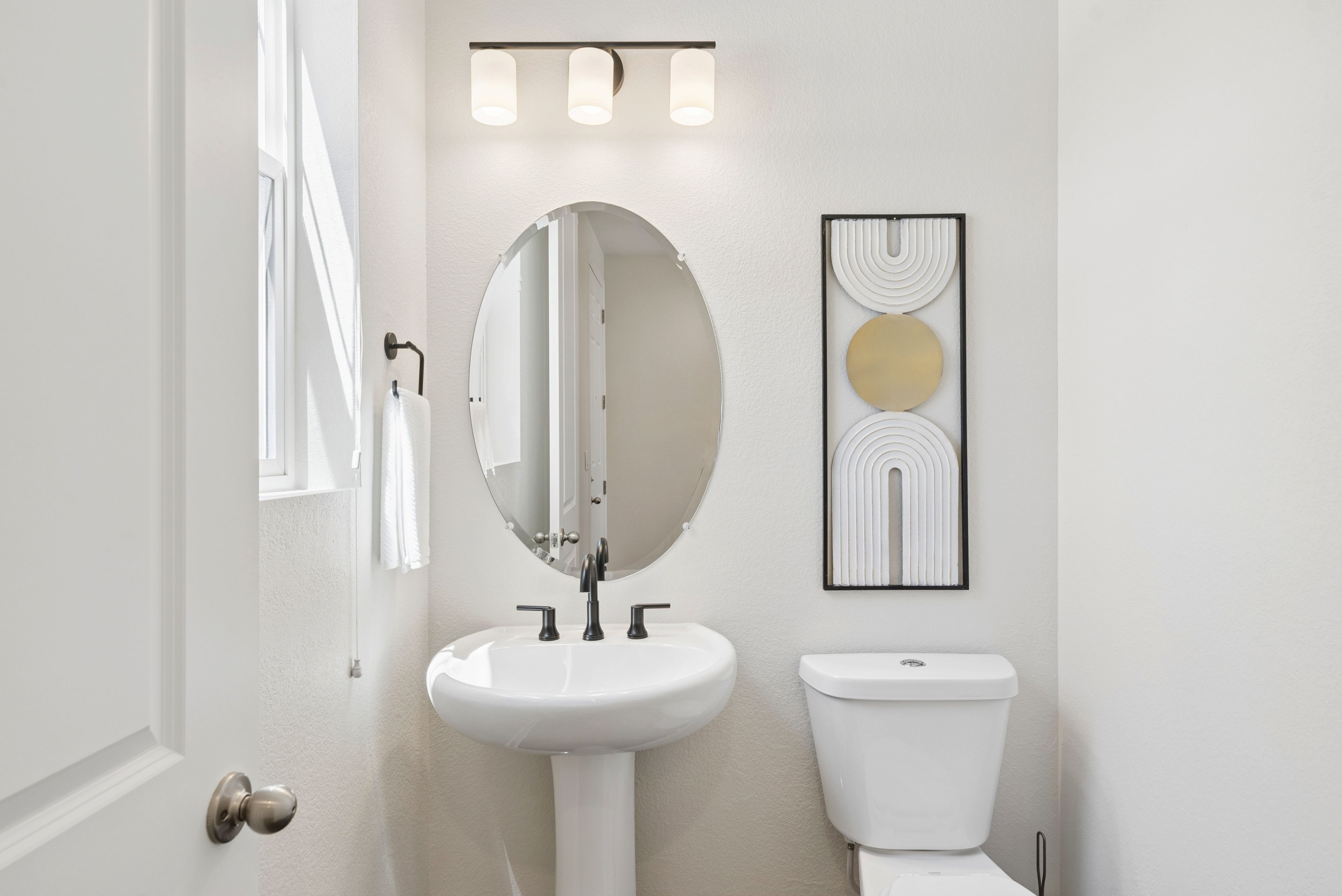  Thoughtfully Designed With Modern Finishes And Feels Brand New - 物件實景